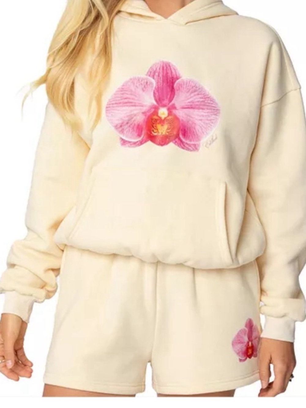 Edikted Orchid Babe Hoodie & Sweat Shorts Set in pale yellow. Small x-small
